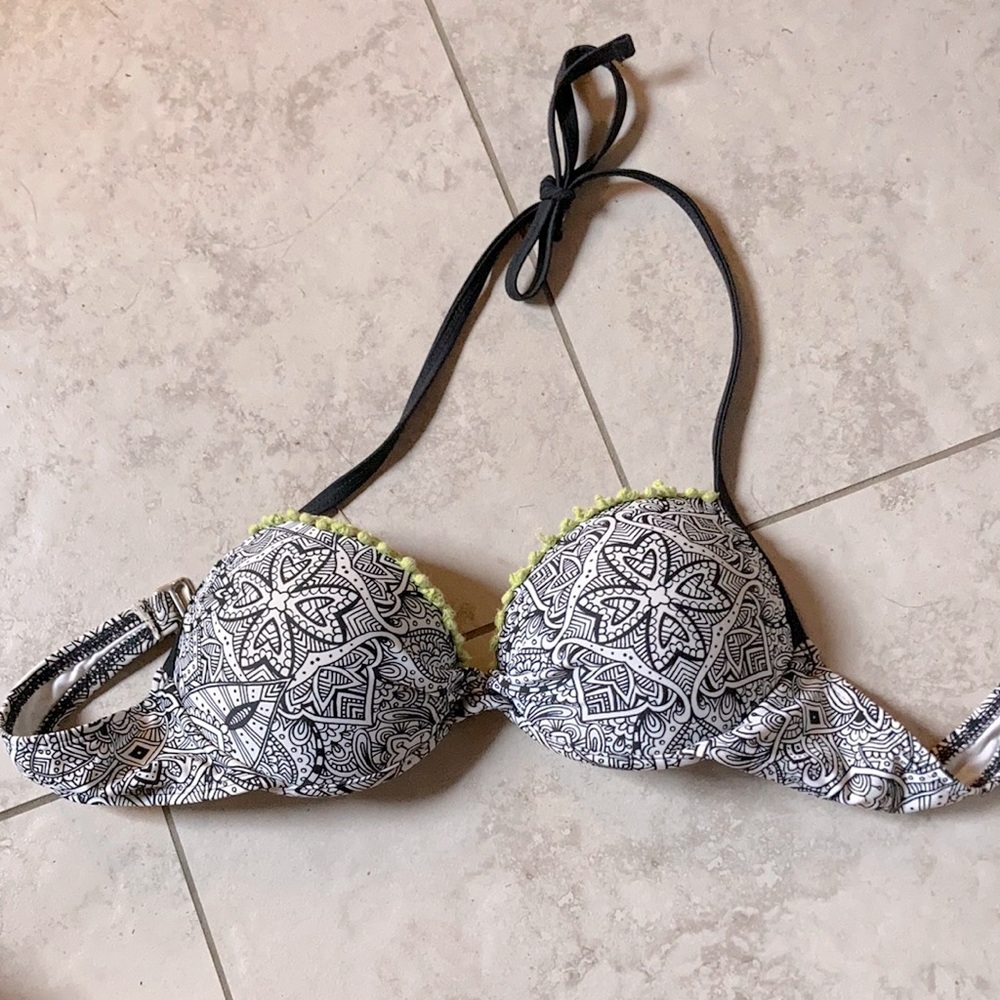 Push up bikini top boho